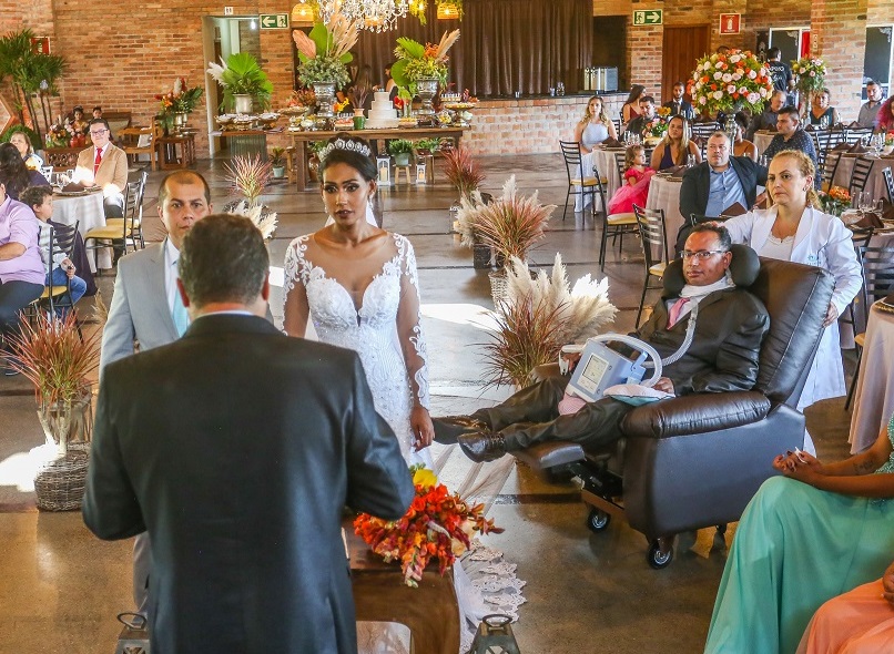 pai-doenca-degenerativa-leva-filha-ao-altar