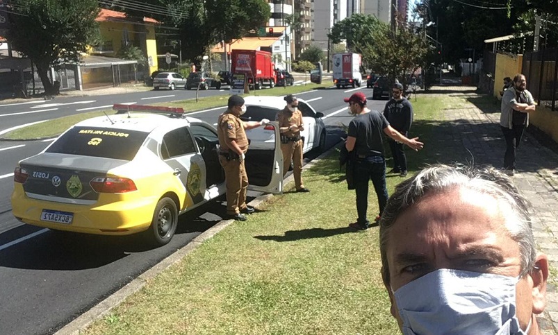 curitiba-escola-ingles-fecha-centenas-alunos-prejuizo