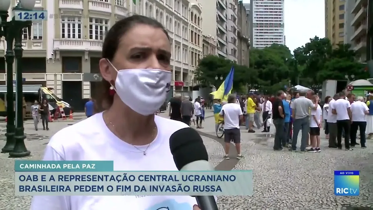 Robson comemora o gol em Coritiba x Ceará, pela Série B 2024