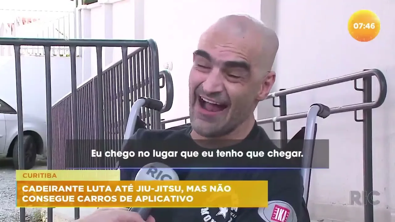 Idosa morre ao ser atacada no pescoço pelo Pitbull que ajudava cuidar