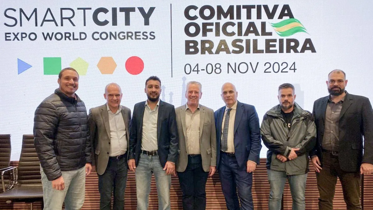 Paraná marca presença no Smart City Expo em Barcelona para discutir inovação urbana
