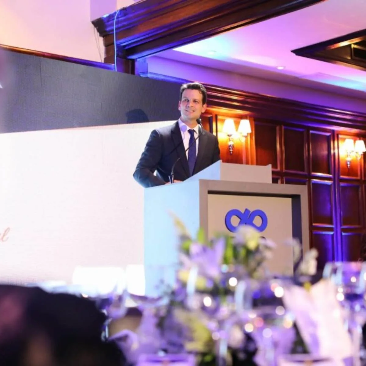 Confira personalidades que já receberam Comenda Barão do Serro Azul, da ACP