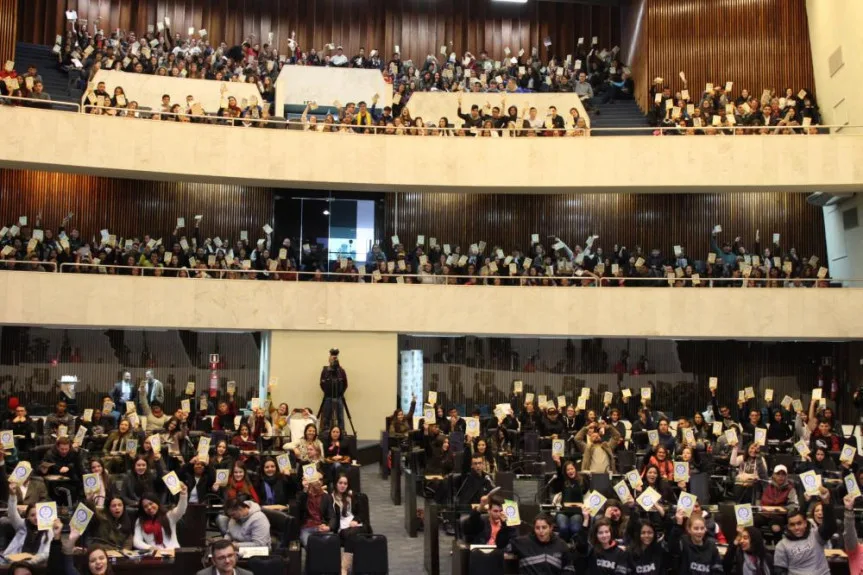 Escolha para presidente da CCJ da Alep é destaque no RIC Notícias Opinião