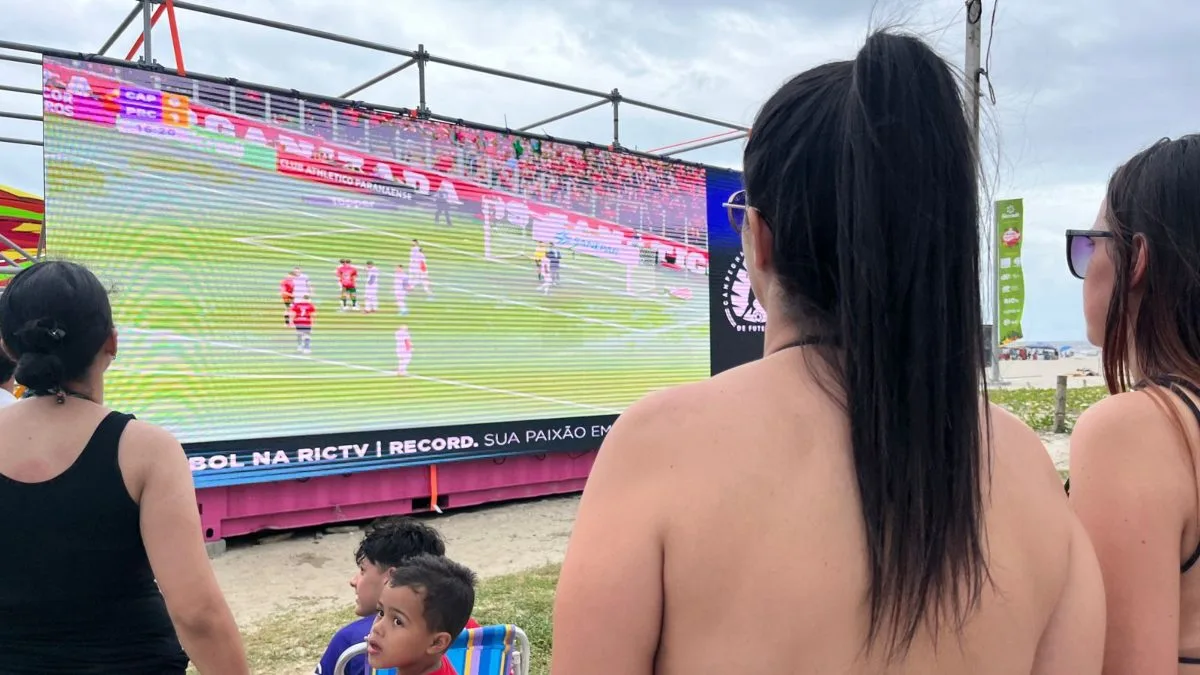 Veranistas viram a vitória do Athletico contra Paraná da Arena Mundo Ric