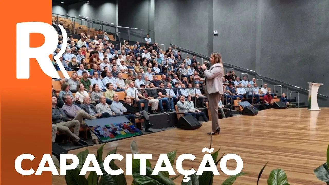 Projeto da cooperativa Coamo de Campo Mourão forma jovens líderes cooperativistas