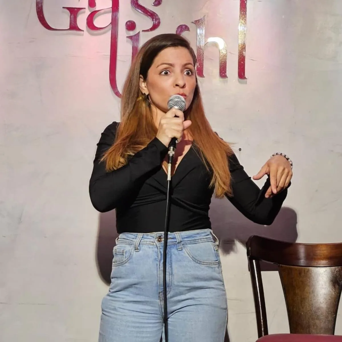 Humorista curitibana Gih Rocha estreia show solo nesta sexta (6)