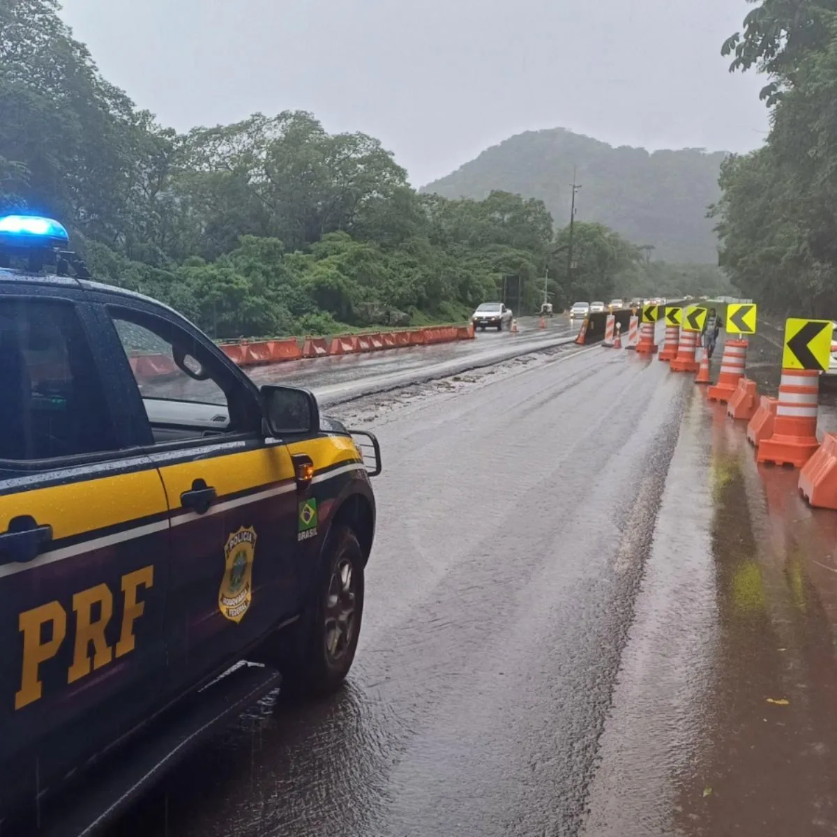 Chuva forte causa danos e prejuízos em todo o Paraná; confira no Balanço Geral