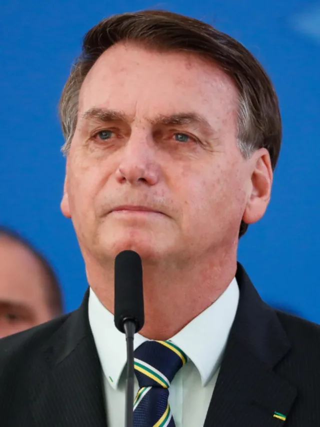 Jair Bolsonaro pede 'pacificação' em nota de repúdio a atentado em Brasília