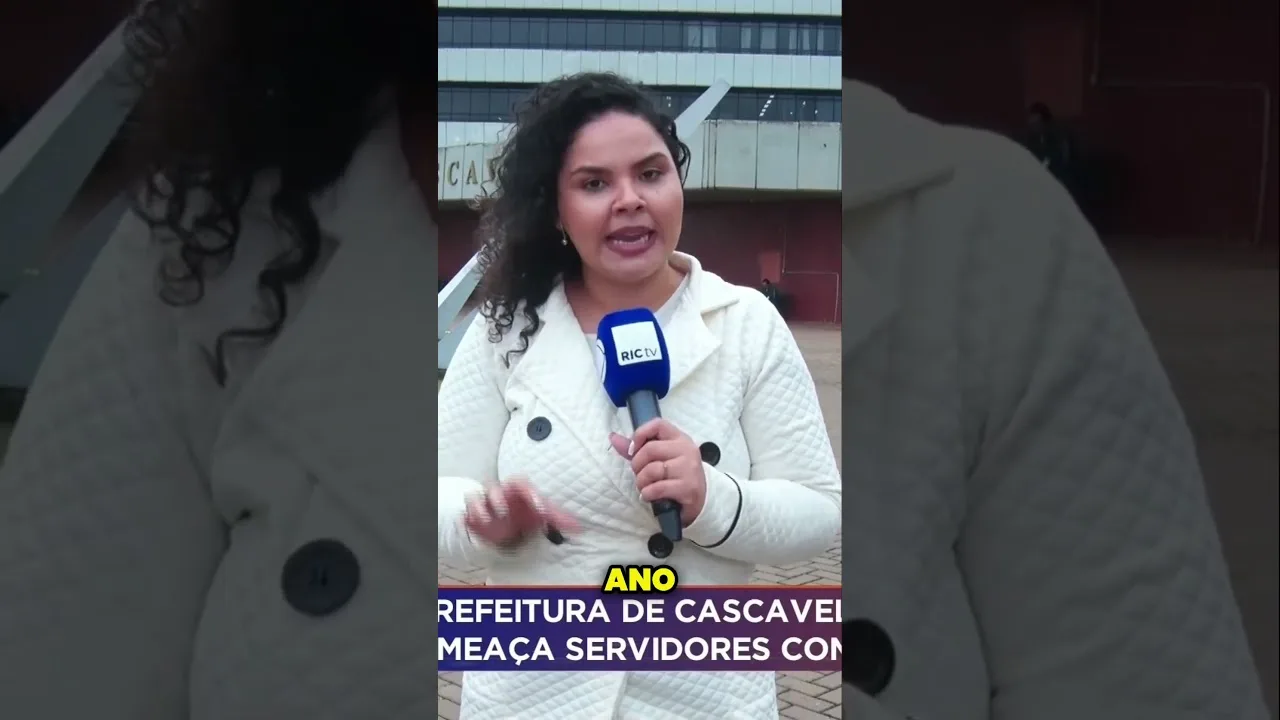 Homem invade a prefeitura de Cascavel e ameaça servidores com faca