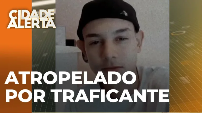 Sobrinho morreu, após ser atingido por traficante em fuga; tio que pilotava moto foi para o hospital