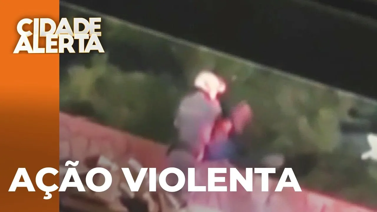 Policial militar joga um homem da ponte; informações sobre a origem do vídeo são reveladas