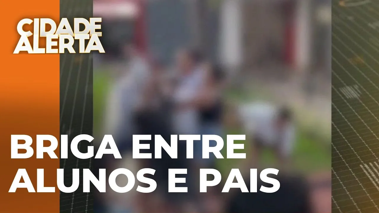 Pancadaria na porta da escola: Pais e estudantes se envolvem em briga violenta