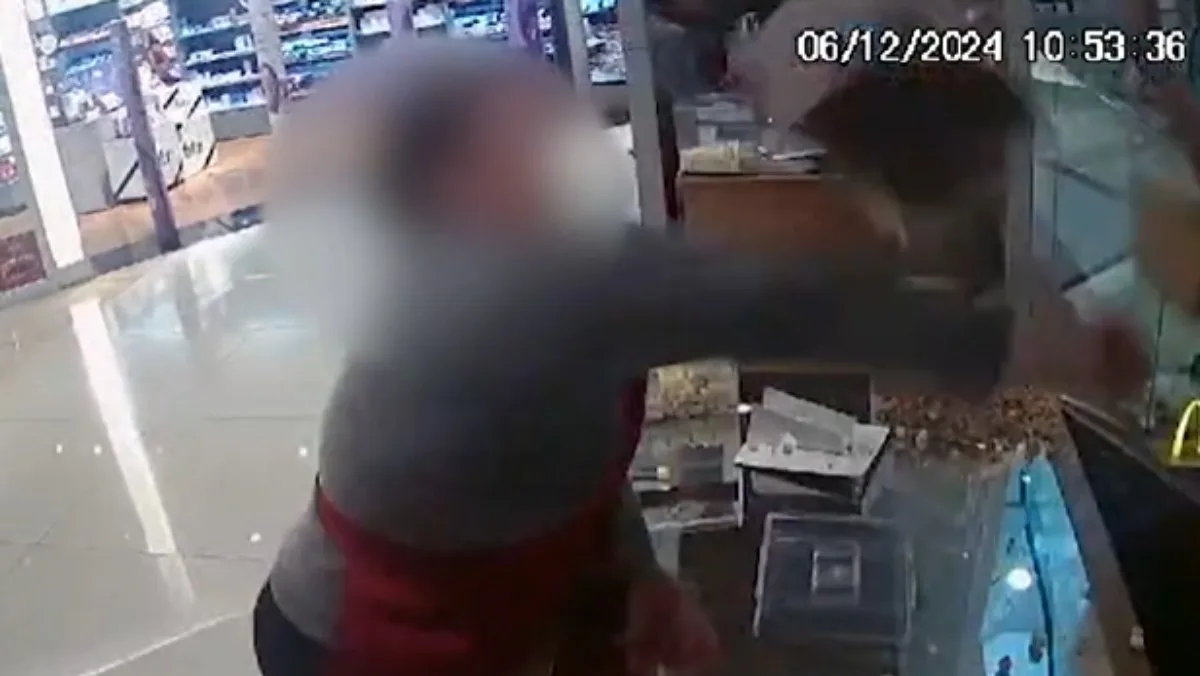 Vendedora agredida com pipoca em shopping diz que ‘estava indo trabalhar com medo'