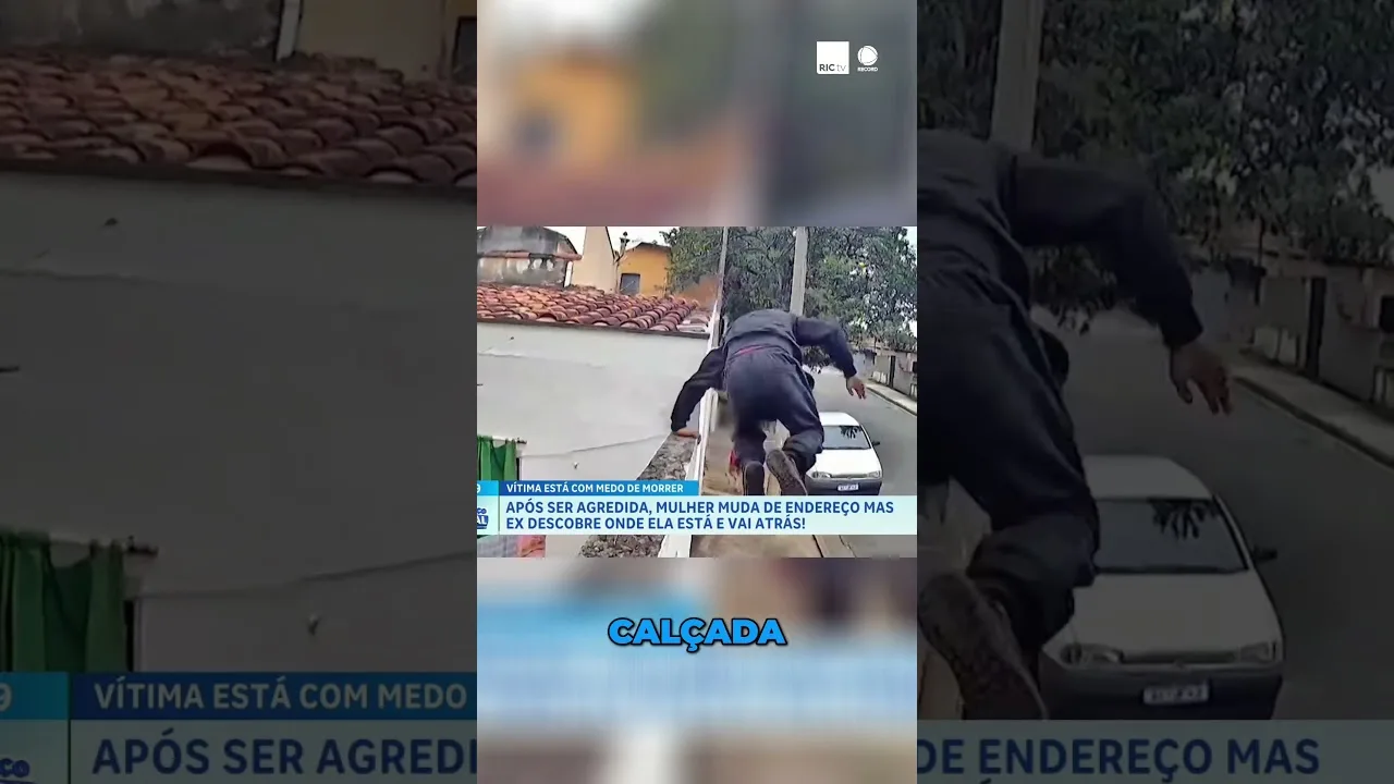 Homem invade a casa da ex e acerta uma "voadora" nesta