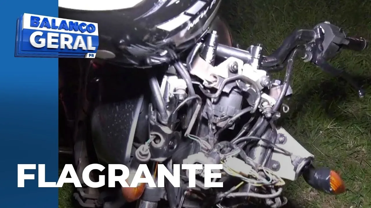 Pedestre sofre ferimentos graves ao ser atropelada por moto na AV.  Colombo; garupa também se feriu