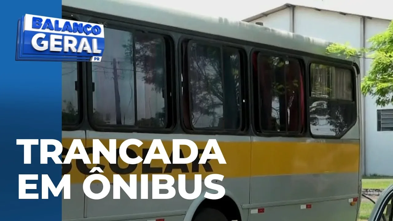 Criança de dois anos fica trancada por mais de quatro horas dentro de ônibus escolar