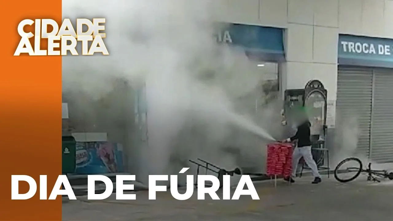 Homem se revolta após ser largado pela namorada e dispensado do emprego em Curitiba