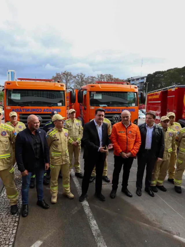 Governo entrega caminhões para combater incêndios; veja no RIC Notícias Noite