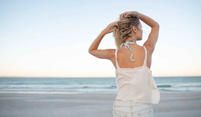 Como manter a autoestima no verão? Confira dicas de psicóloga