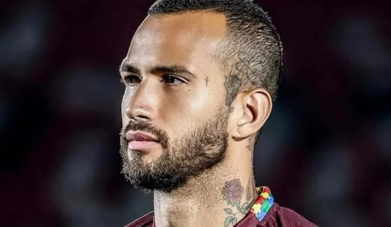 Leandro Pereira ainda não estreou no Paraná Clube