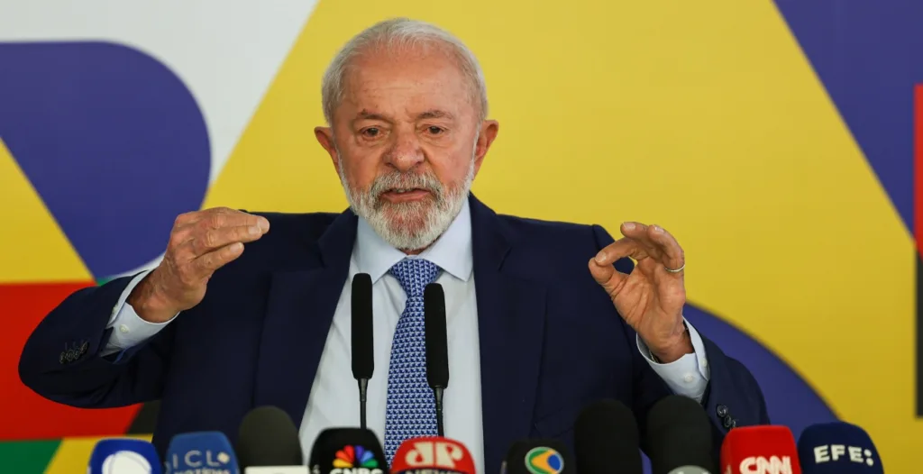 Presidente Lula durante entrevista coletiva