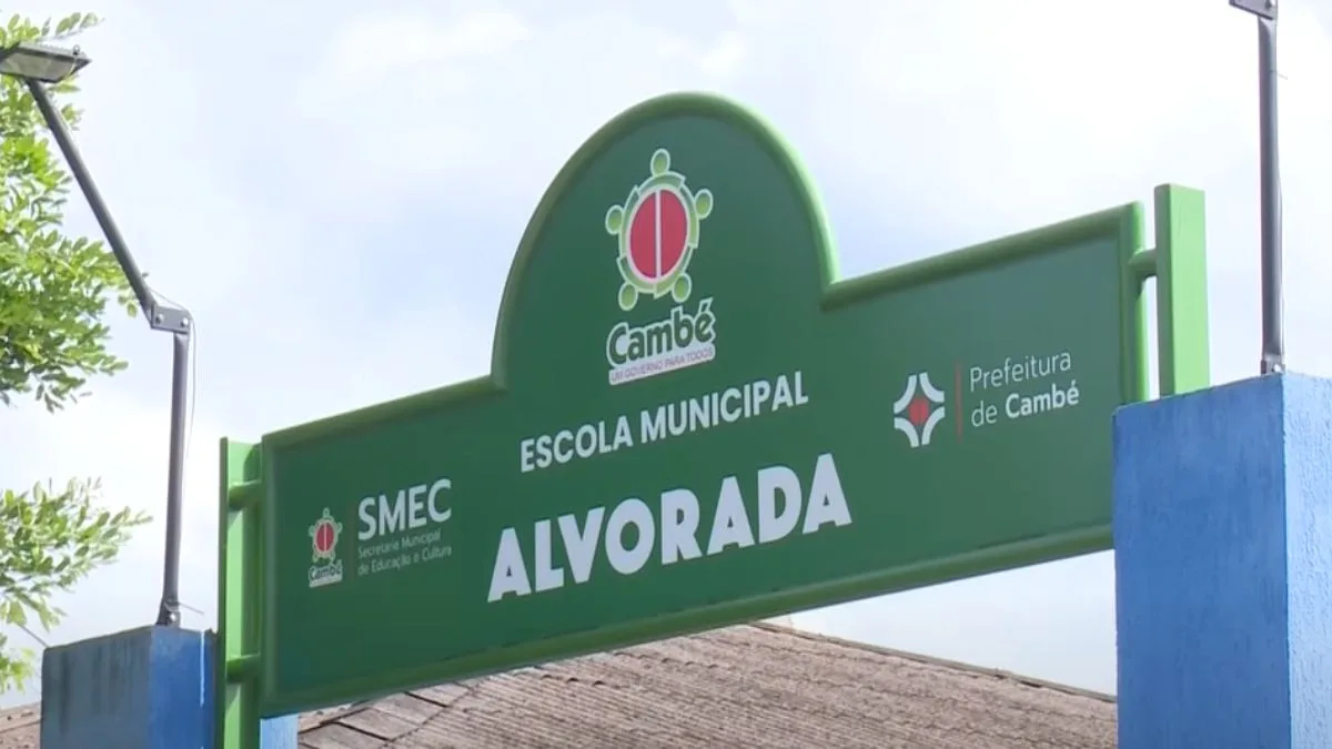 Menino de 12 anos tenta invadir escola no PR com máscara e óleo de soja