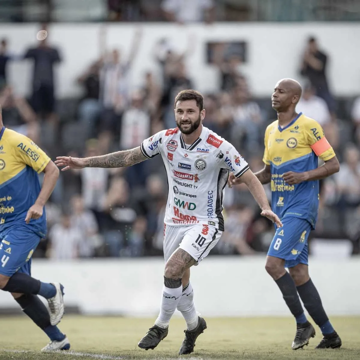 Cianorte e Operário vencem jogos da primeira rodada do Paranaense