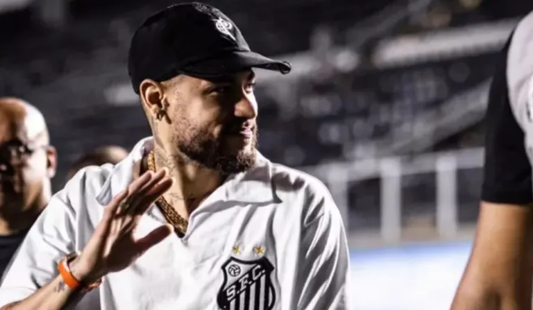 neymar com a camisa do santos