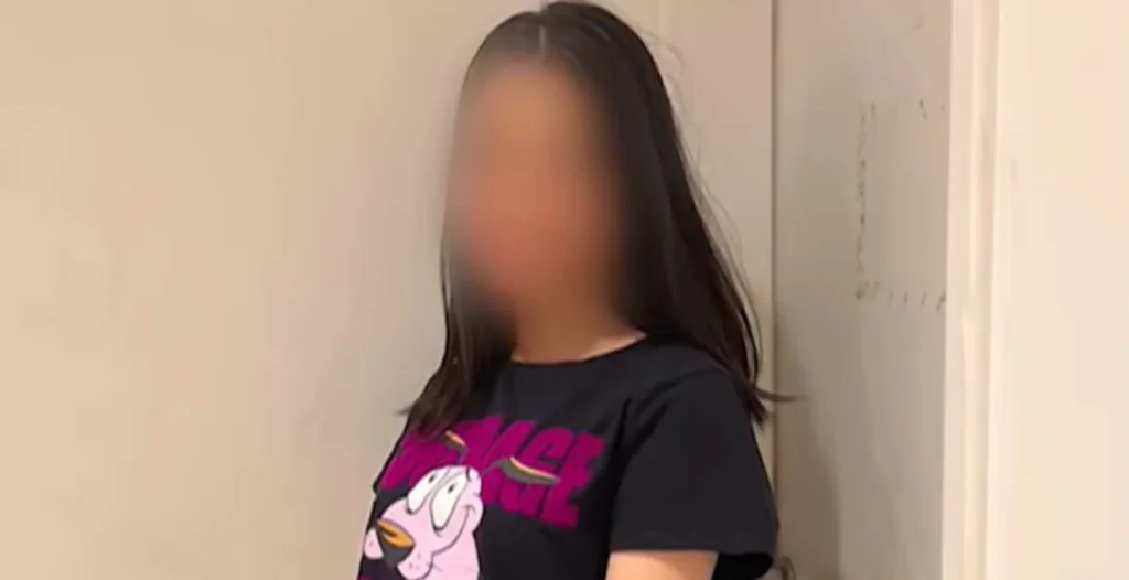 A criança marcou um encontro pela internet e foi abusada após ser abandonada por um motorista de aplicatico