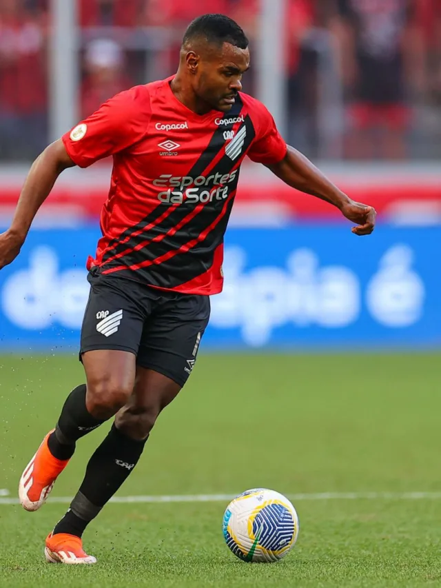 Athletico afasta Nikão