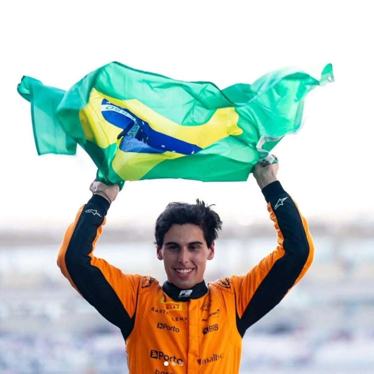 Gabriel Bortoleto "é o melhor de todos", afirma bicampeão Fernando Alonso