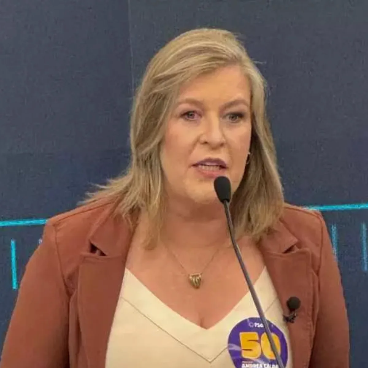 Andrea Caldas candidata do PSOL