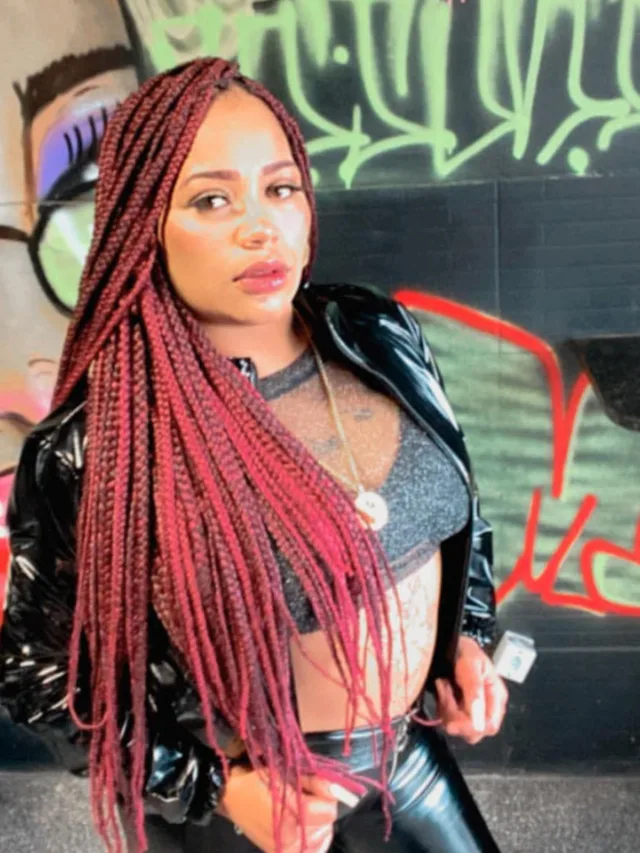 Kamila Soares morreu após ser agredida por suspeitos dentro da própria casa, na CIC