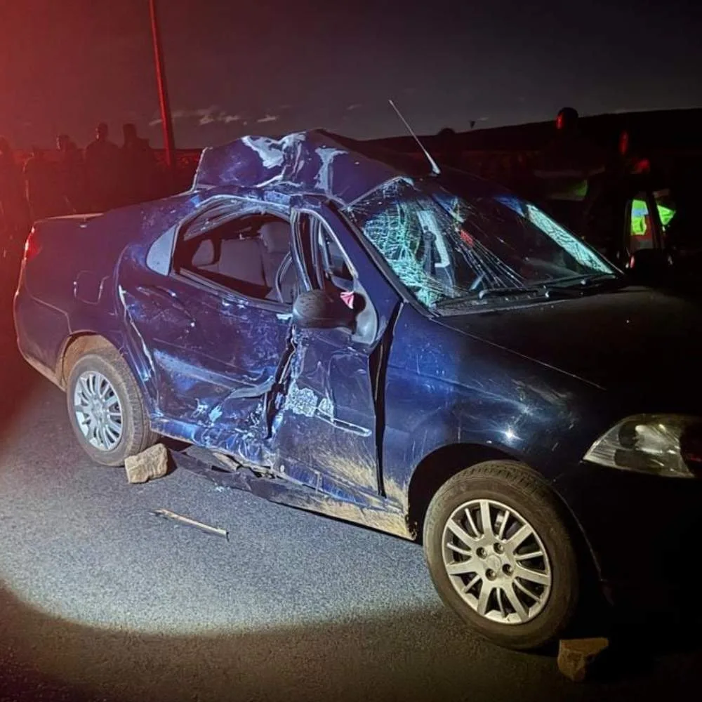 Acidente na PR-090 termina com duas mortes no norte do Paraná
