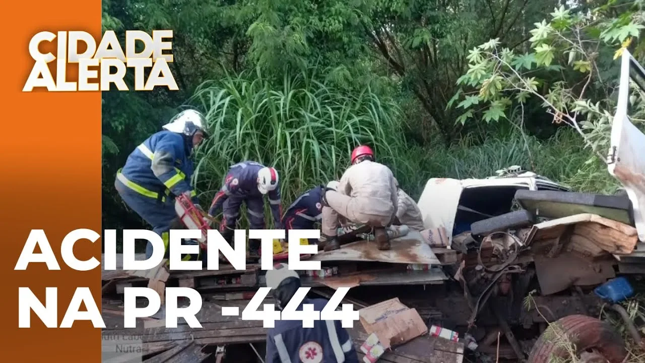 3  mortos em acidente entre carro e caminhão na PR - 444