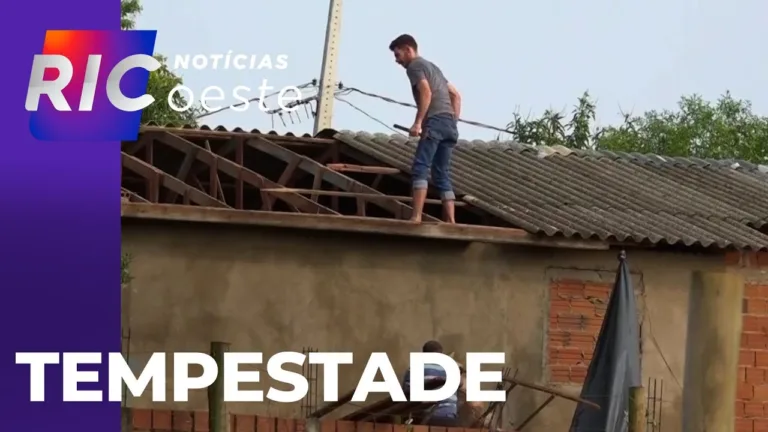 Tempestade: ventos, de quase 90 km/h, deixam grandes estragos nas cidades da região oeste