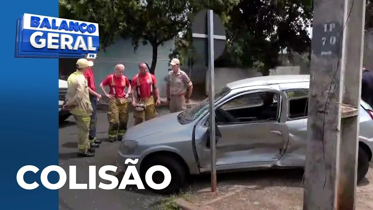 Acidente em Maringá: colisão envolve carro e caminhonete, que levava crianças