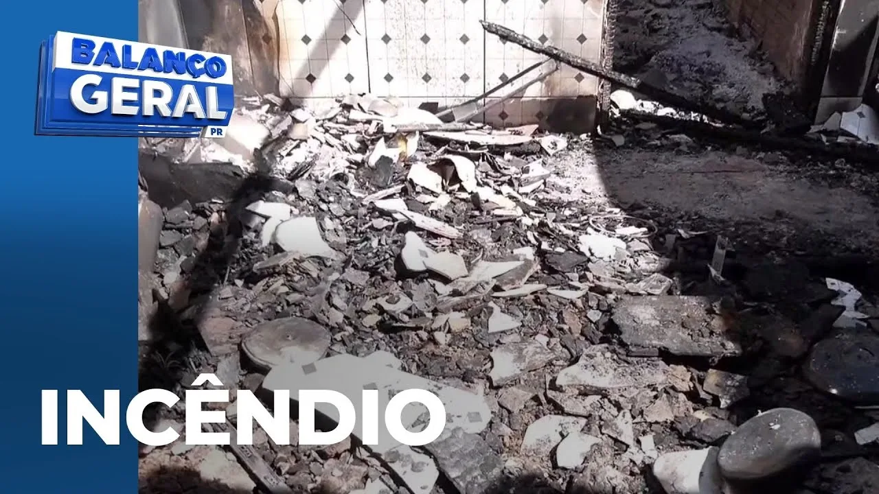 Incêndio destrói casa em Sarandi; já, em Campo Mourão, idoso morre carbonizado em incêndio