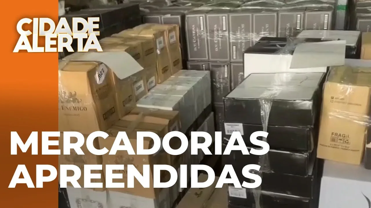 Receita da polícia federal apreendem vinhos e roupas em Apucarana