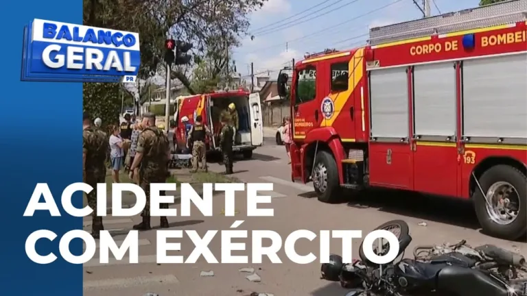 Caminhão do exército passa por cima de 2 motos, vítimas ficam graves e motorista em choque