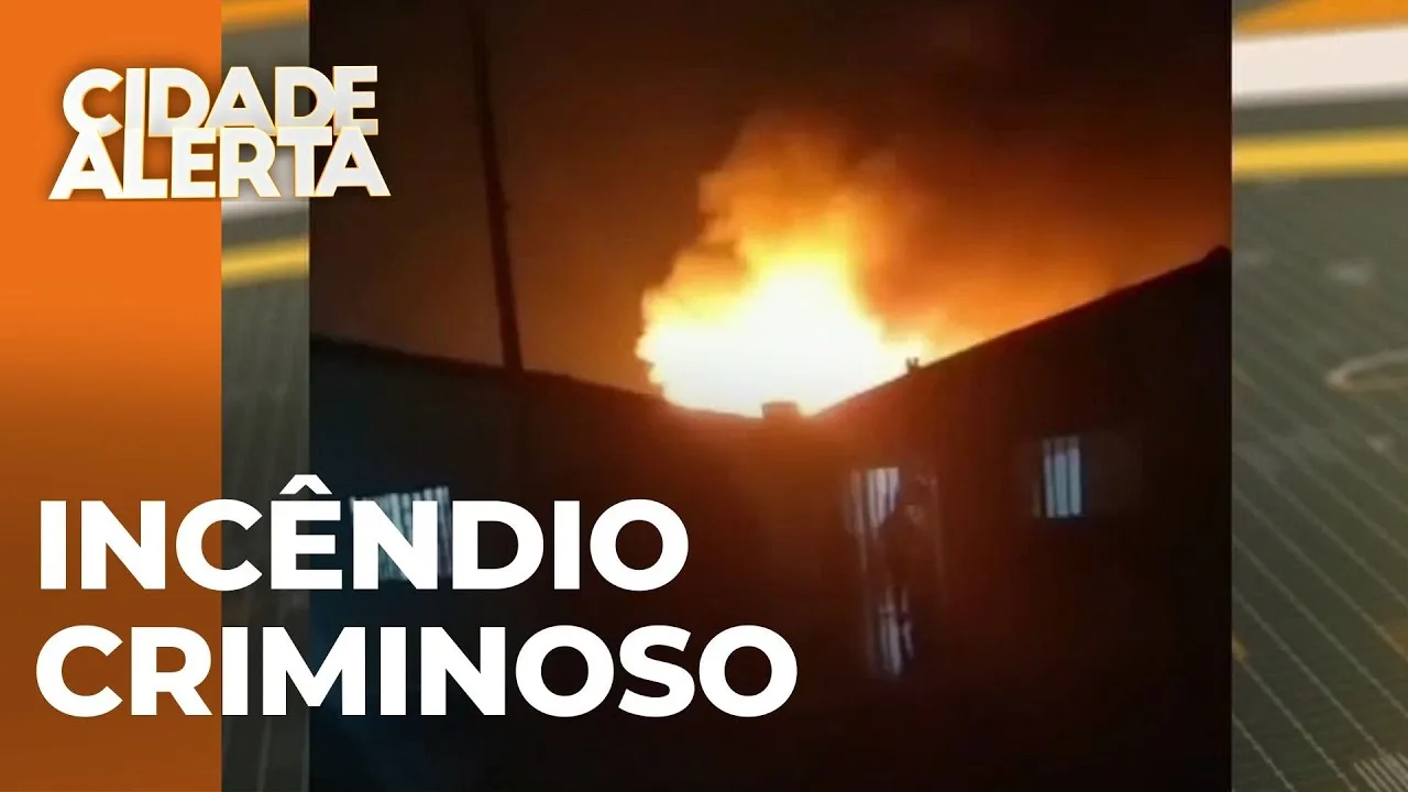 Sarandi: Residência destruída em incêndio criminos0 após briga de irmãos