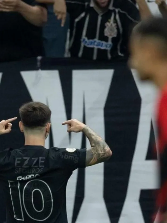 Corinthians comemorando gol sobre o Athletico