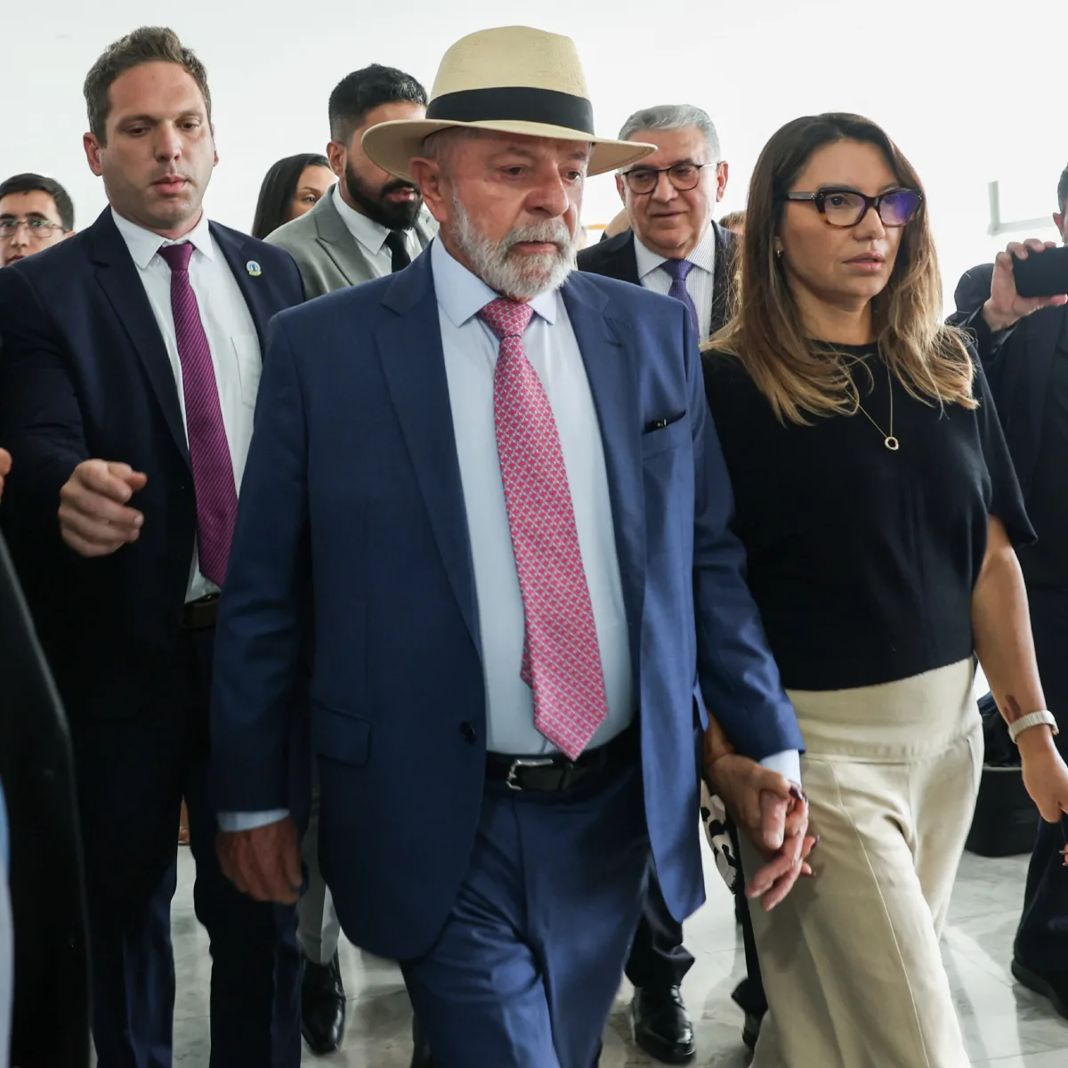 "foi eleito em função das mentiras", diz Lula sobre o ex-presidente Jair Bolsonaro