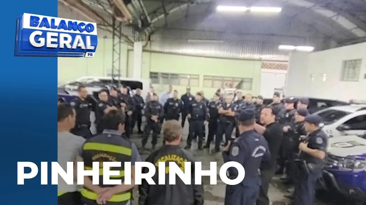 Um dia após Operação da URBS, ambulantes ilegais voltam ao terminal do Pinheirinho