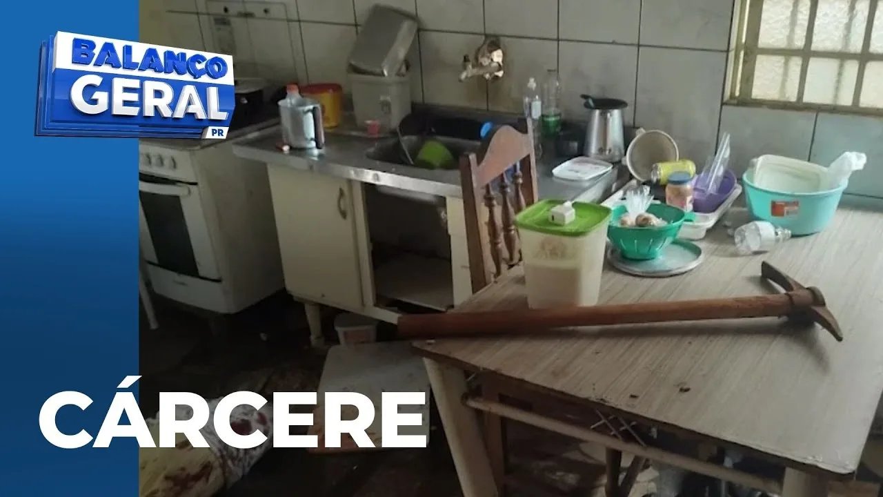 Homem, preso por violência doméstica em Sarandi, teria ameaçado matar mulher com uma picareta