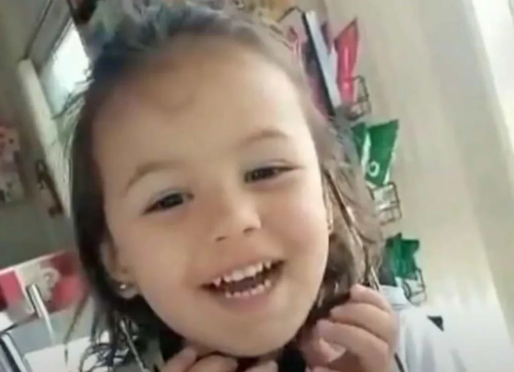 Madrasta é denunciada pela morte de enteada afogada em máquina de lavar no PR