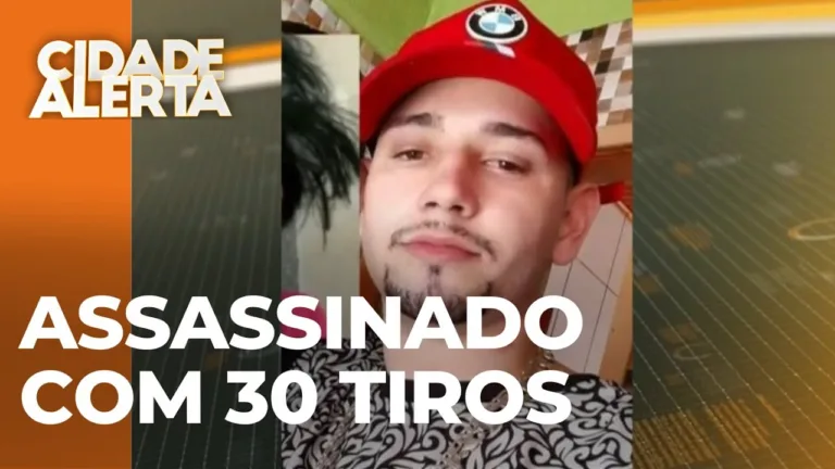 Homem é morto com pelo menos 30 tiros em lava-rápido