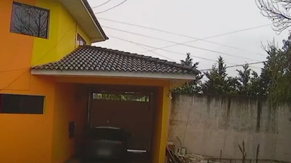 Com quase R$ 300 de dívida, homem foge de motel sem pagar e derruba portão no PR