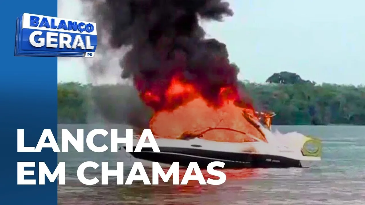 Lancha, com 10 pessoas a bordo, pega fogo no rio Paraná; imagens mostram o acidente