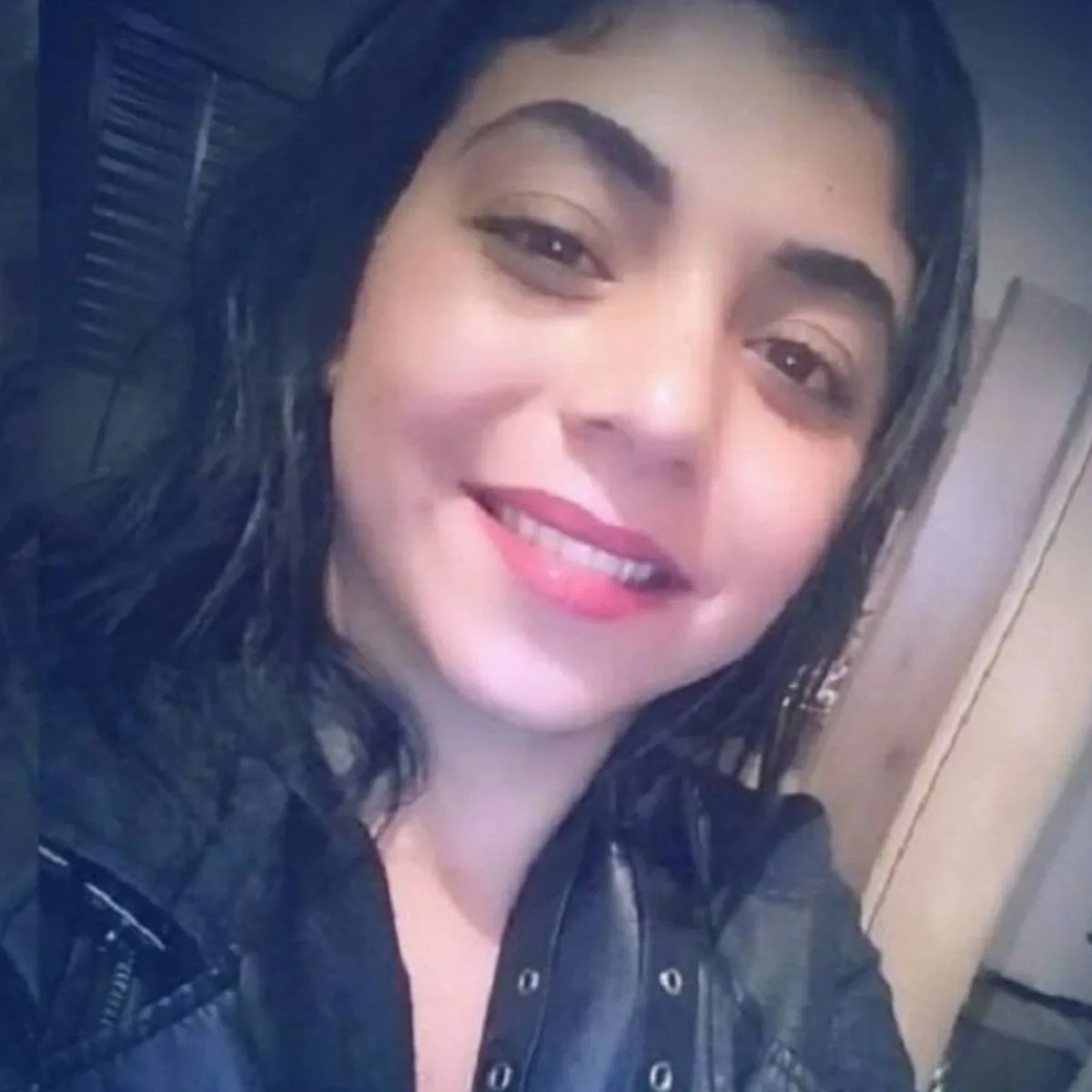 Mulher morre carbonizada após briga de casal e companheiro é preso